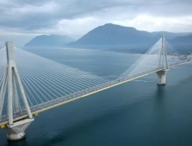 Αυτές είναι οι νέες τιμές των διοδίων στη γέφυρα Ρίου-Αντιρρίου - Από πότε μπαίνουν σε ισχύ